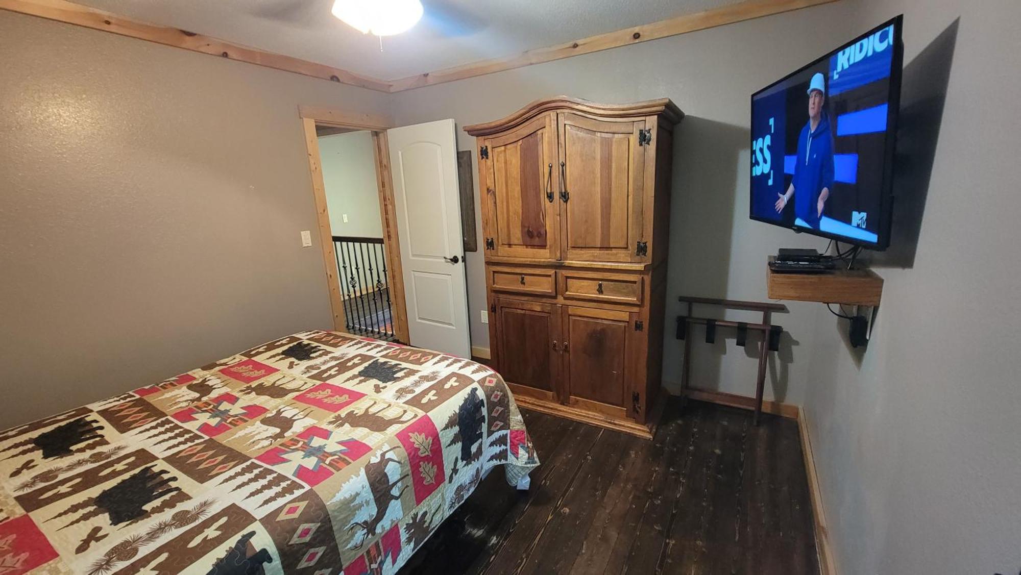 Bear Necessities, Luxury 5Bd Mtn Views, Hot Tub, Many Bear Sightings Villa Gatlinburg Exterior photo