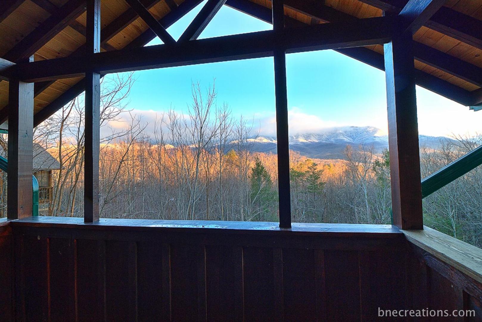 Bear Necessities, Luxury 5Bd Mtn Views, Hot Tub, Many Bear Sightings Villa Gatlinburg Exterior photo